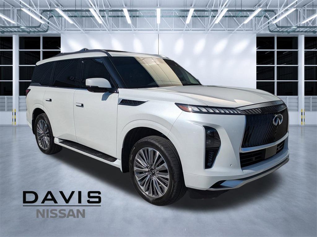 used 2025 INFINITI QX80 car, priced at $78,650