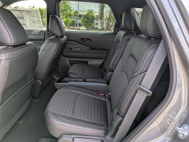 new 2025 Nissan Pathfinder car, priced at $40,910
