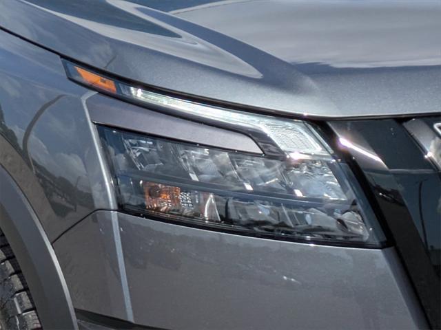 new 2025 Nissan Pathfinder car, priced at $40,910