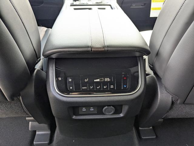 new 2025 Nissan Armada car, priced at $64,104