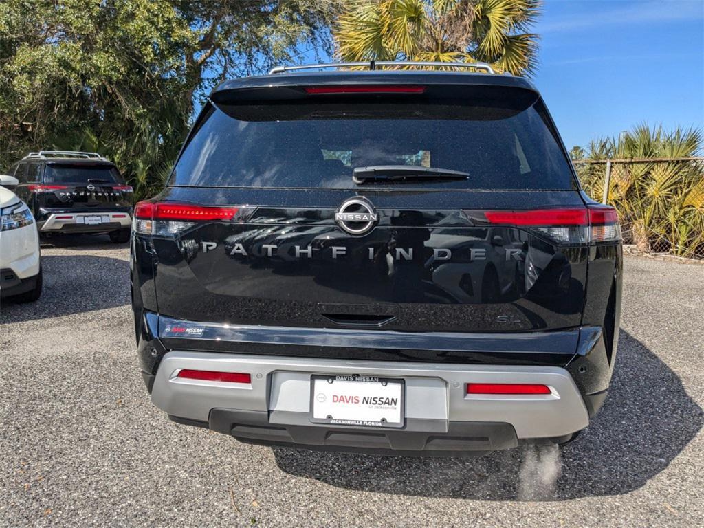 new 2025 Nissan Pathfinder car, priced at $38,205