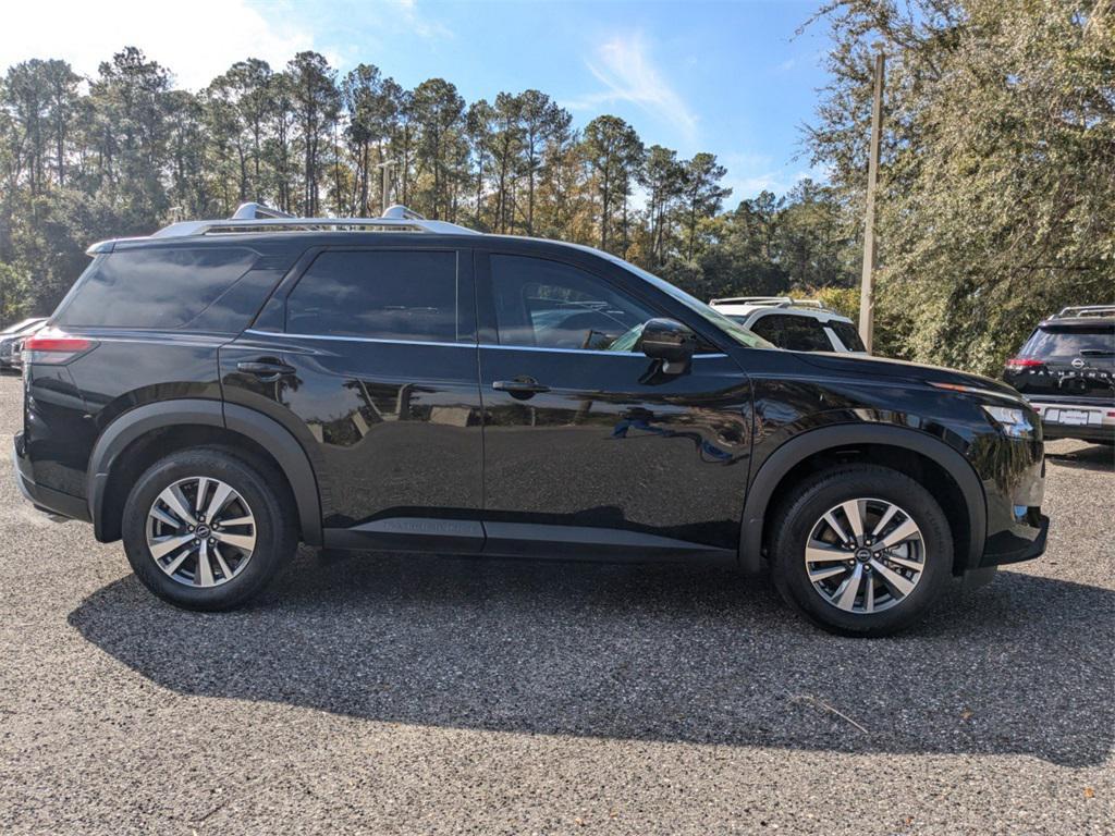new 2025 Nissan Pathfinder car, priced at $38,205