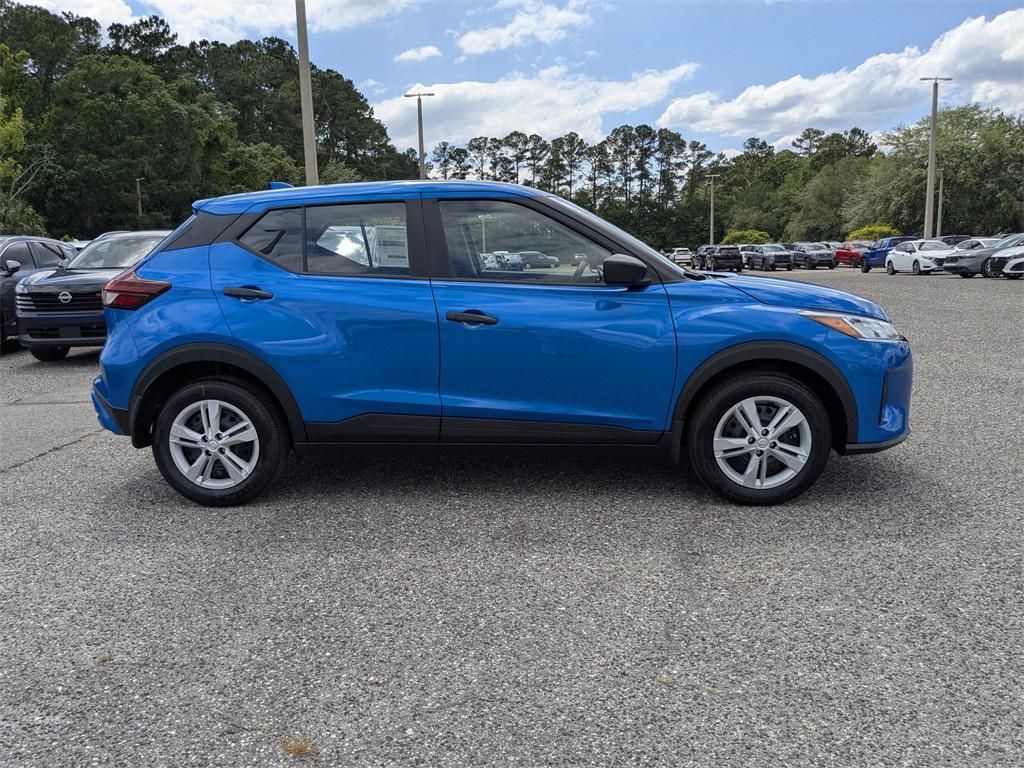 new 2025 Nissan Kicks car, priced at $21,755