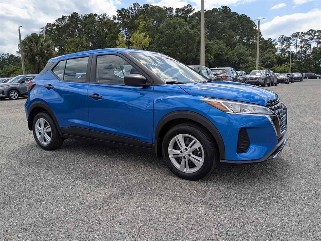 new 2025 Nissan Kicks car, priced at $21,755