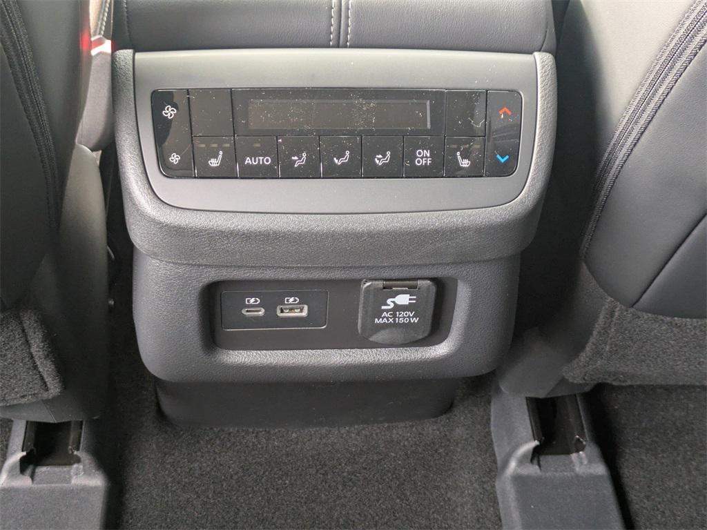 new 2025 Nissan Pathfinder car, priced at $46,265