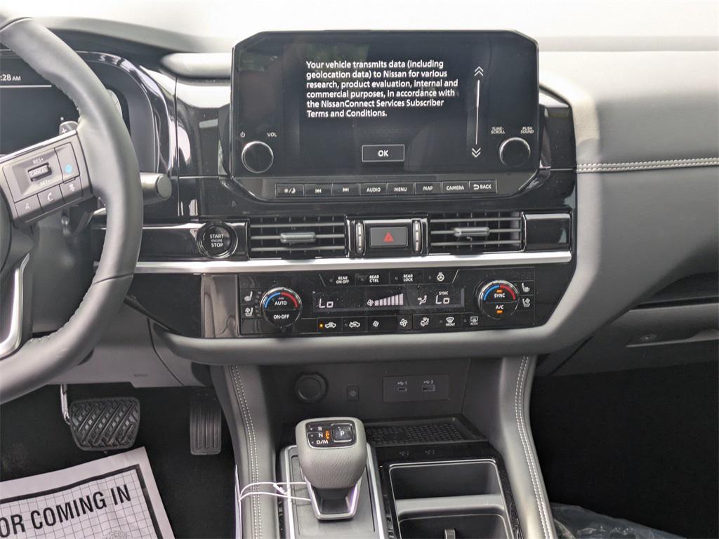 new 2025 Nissan Pathfinder car, priced at $46,265