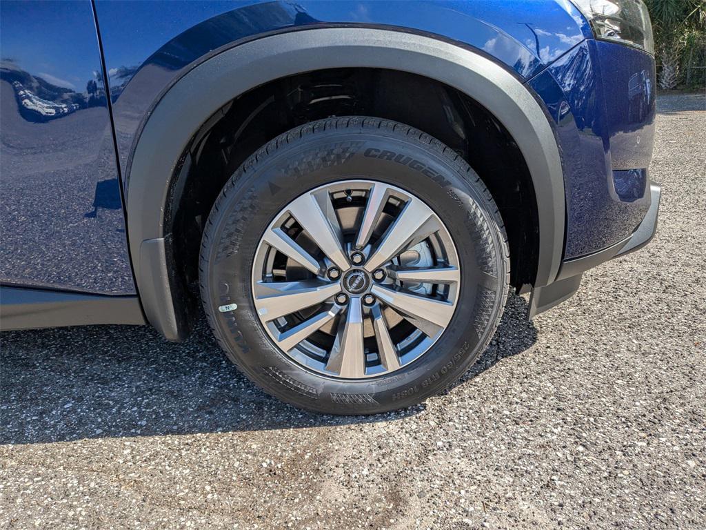 new 2025 Nissan Pathfinder car, priced at $39,080