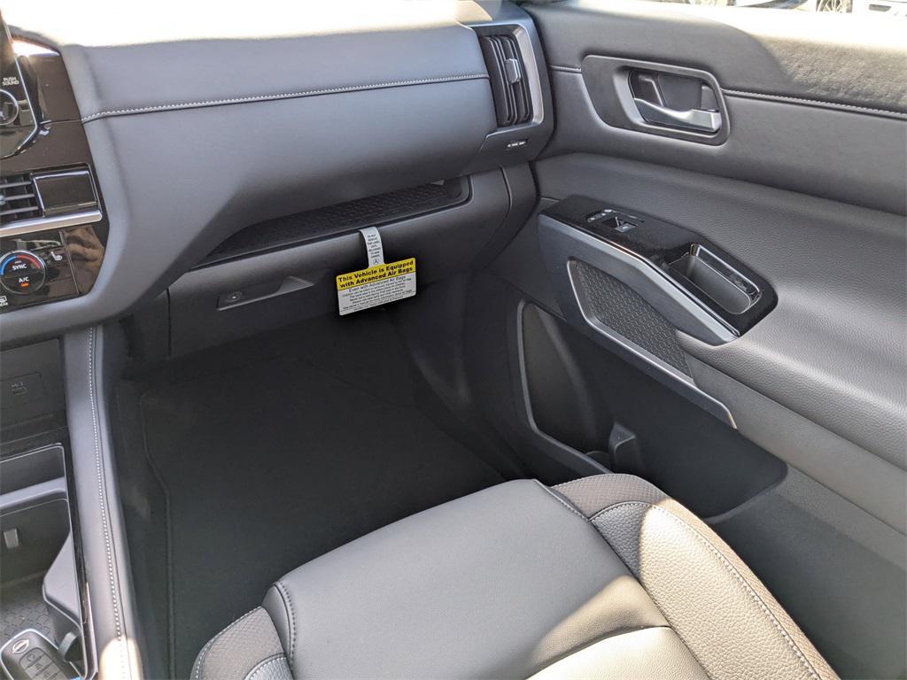 new 2025 Nissan Pathfinder car, priced at $39,080