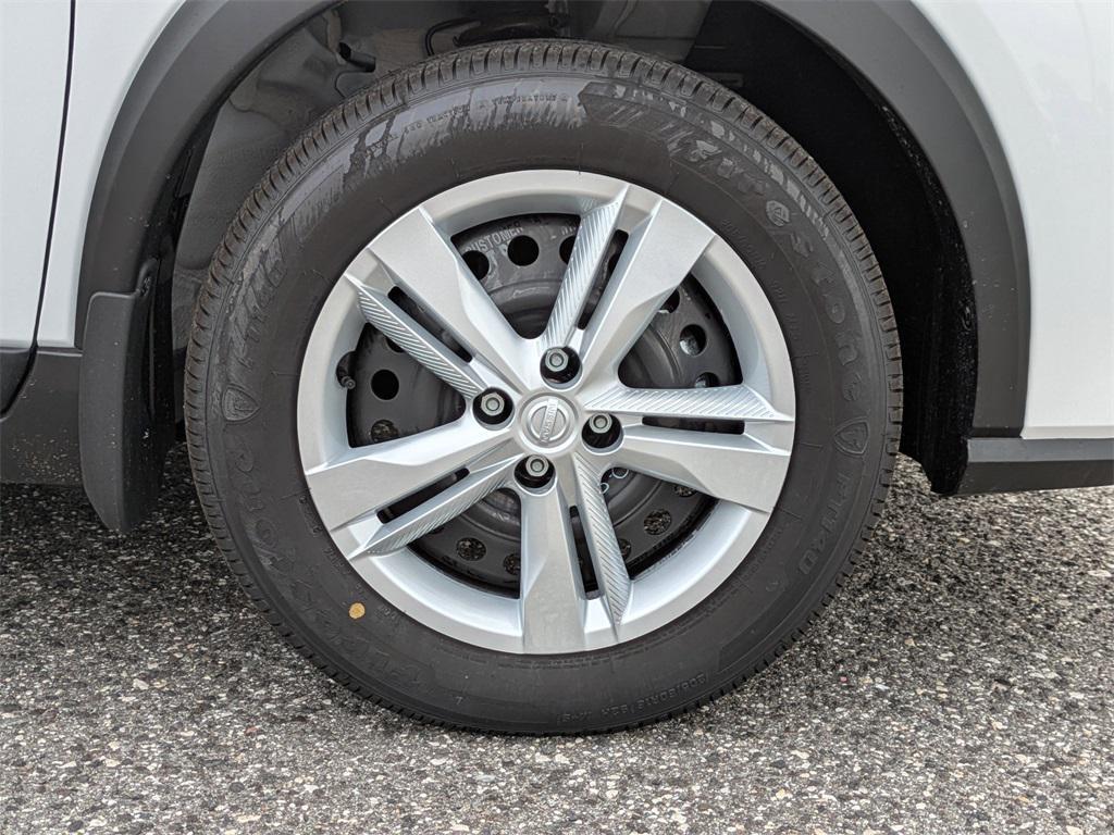 new 2025 Nissan Kicks car, priced at $21,755