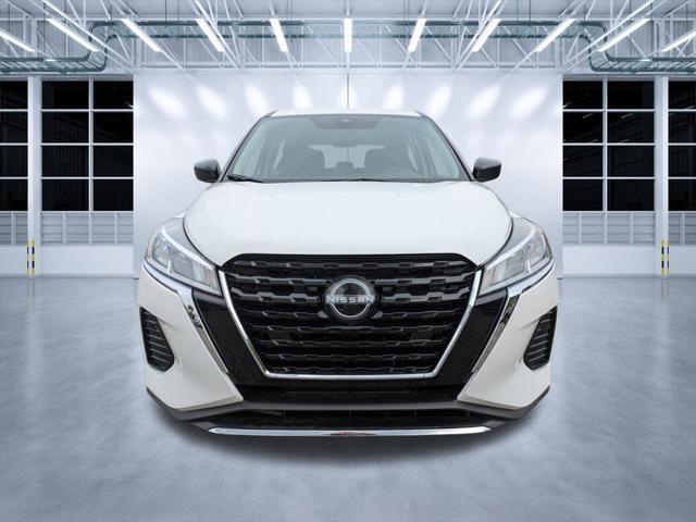 new 2025 Nissan Kicks car, priced at $22,165
