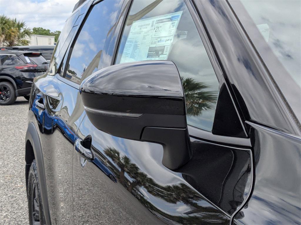 new 2025 Nissan Pathfinder car, priced at $39,080