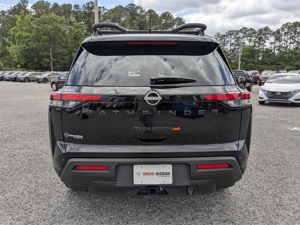 new 2025 Nissan Pathfinder car, priced at $39,080