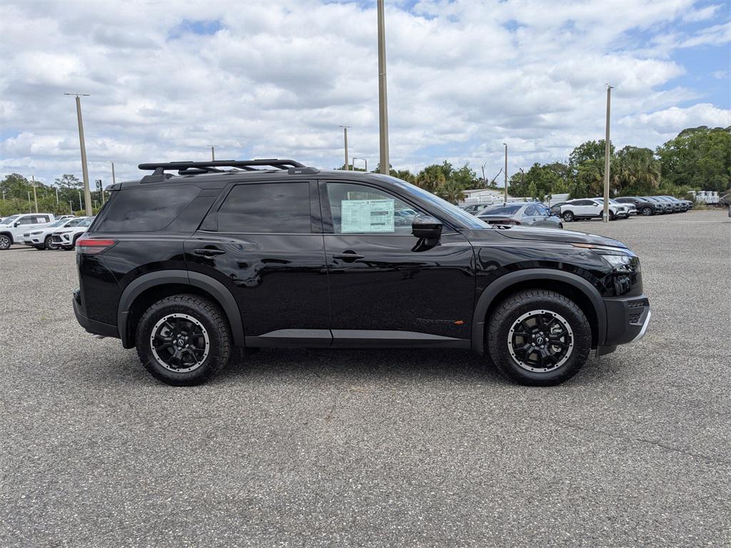 new 2025 Nissan Pathfinder car, priced at $39,080