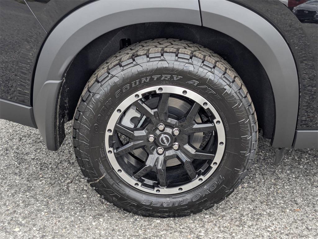 new 2025 Nissan Pathfinder car, priced at $39,080