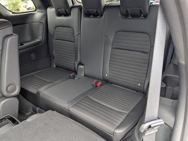 new 2025 Nissan Pathfinder car, priced at $42,670