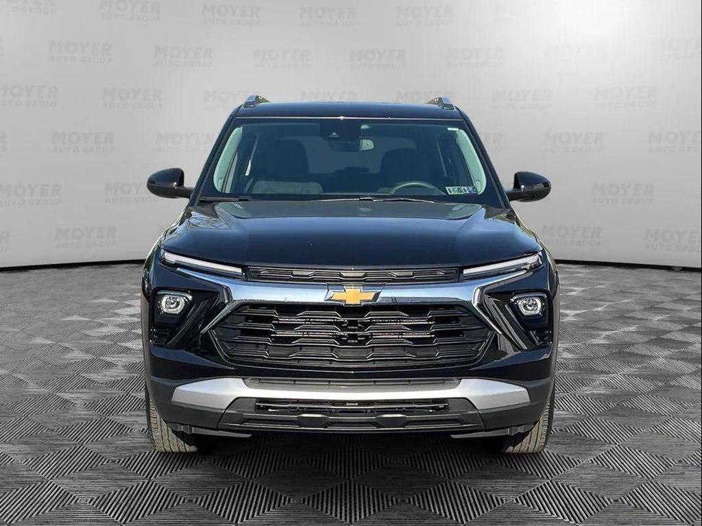 used 2025 Chevrolet TrailBlazer car, priced at $24,699