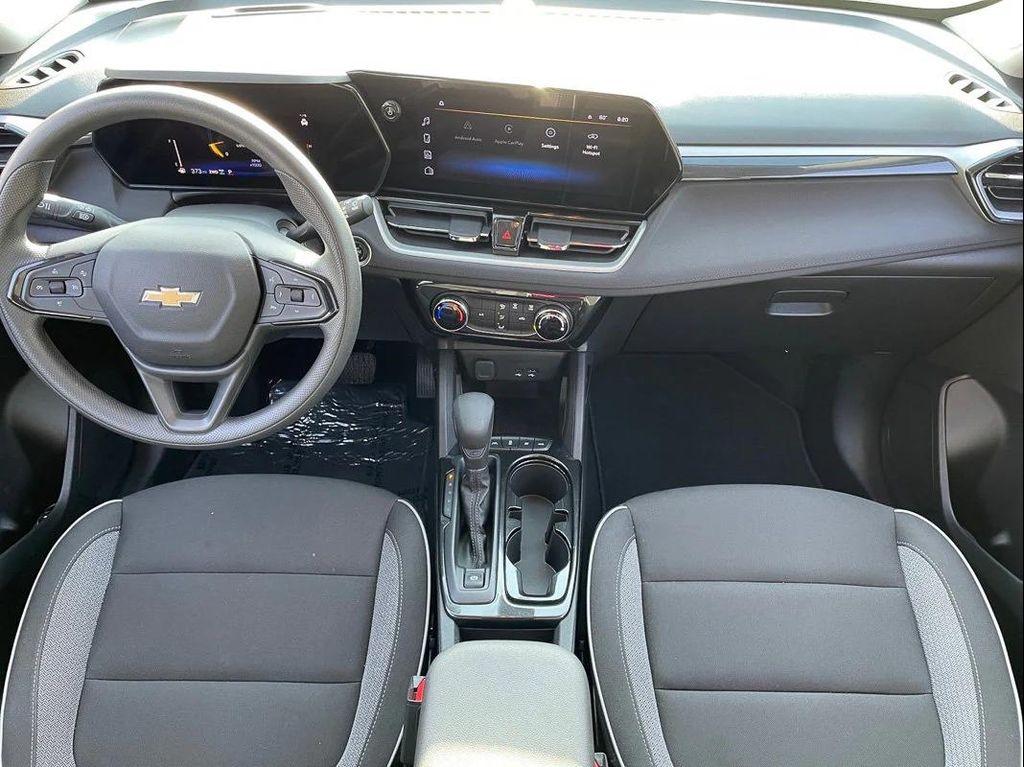 used 2025 Chevrolet TrailBlazer car, priced at $24,699