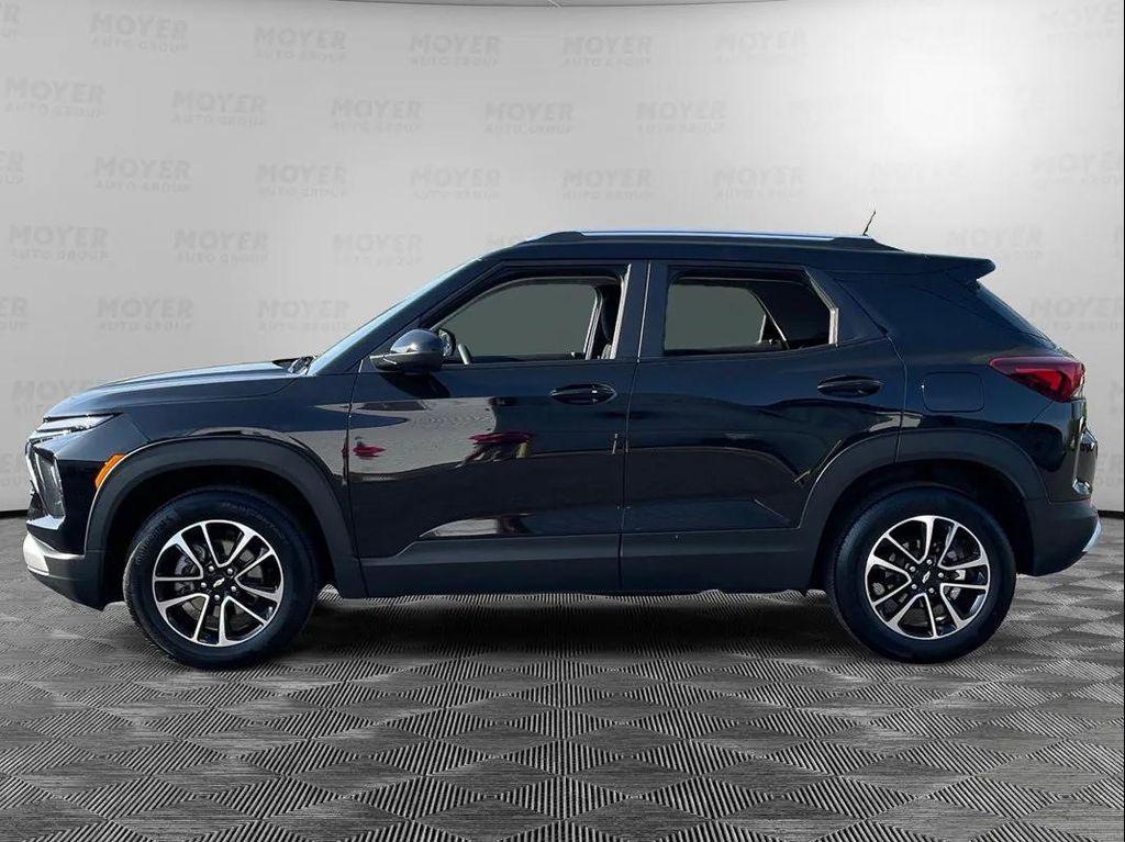 used 2025 Chevrolet TrailBlazer car, priced at $24,699