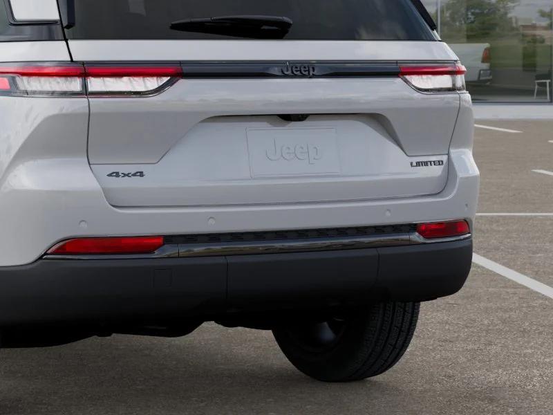 new 2025 Jeep Grand Cherokee car, priced at $48,800