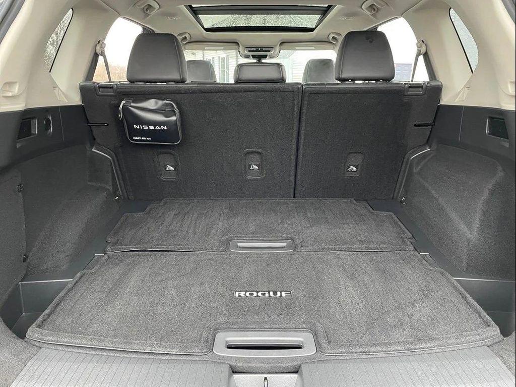used 2021 Nissan Rogue car, priced at $24,998
