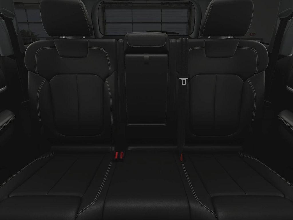 new 2025 Jeep Grand Cherokee car, priced at $46,922