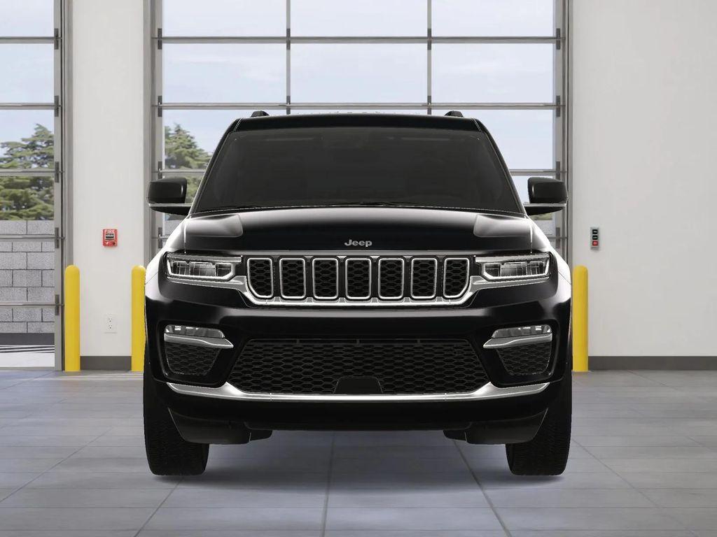 new 2025 Jeep Grand Cherokee car, priced at $46,922