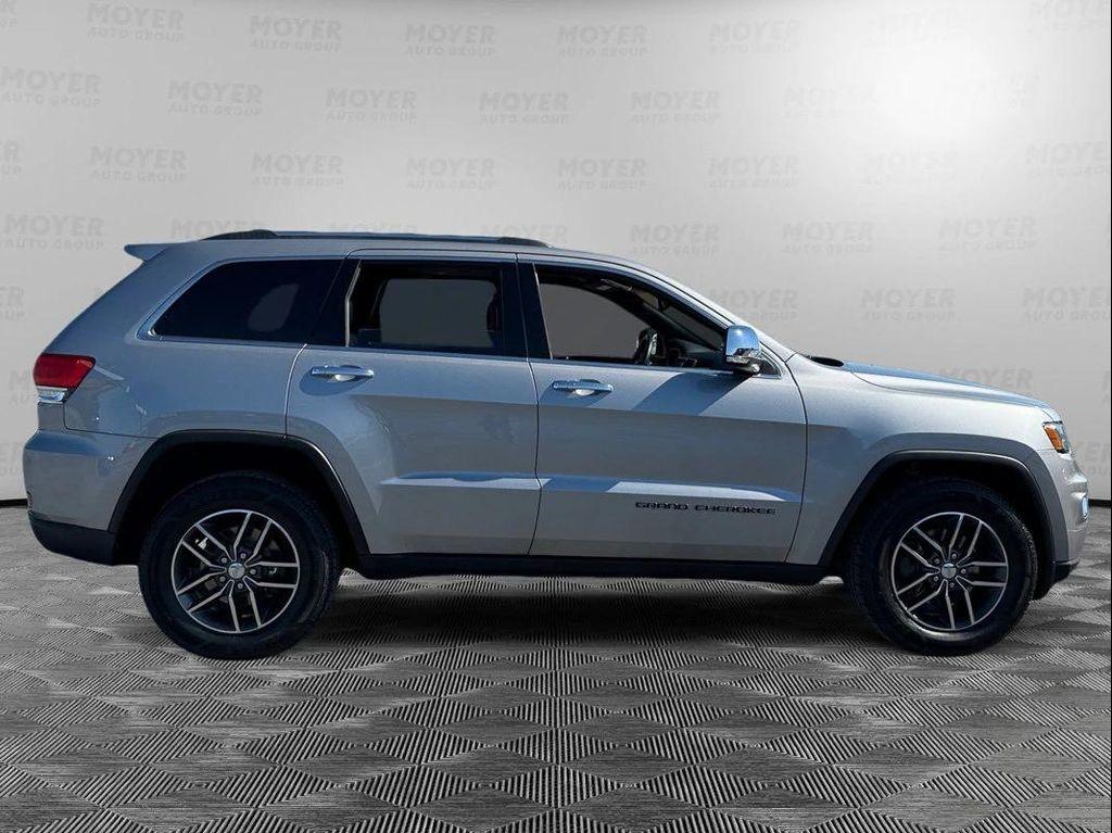 used 2017 Jeep Grand Cherokee car, priced at $18,989