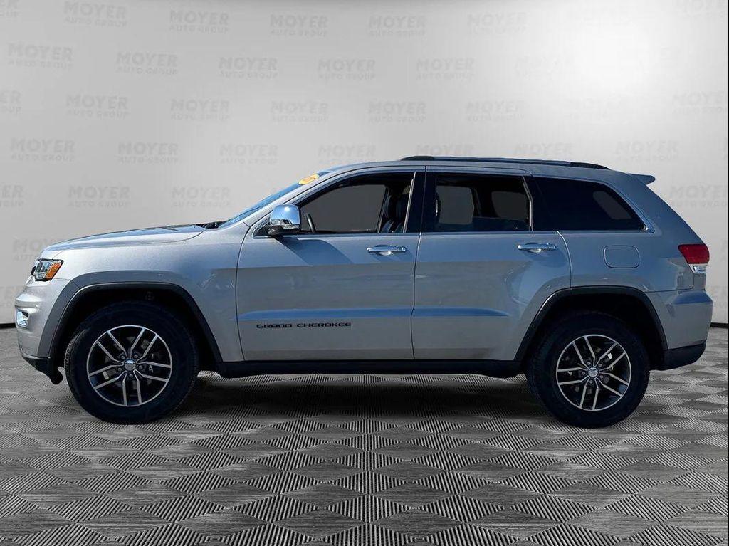 used 2017 Jeep Grand Cherokee car, priced at $18,989