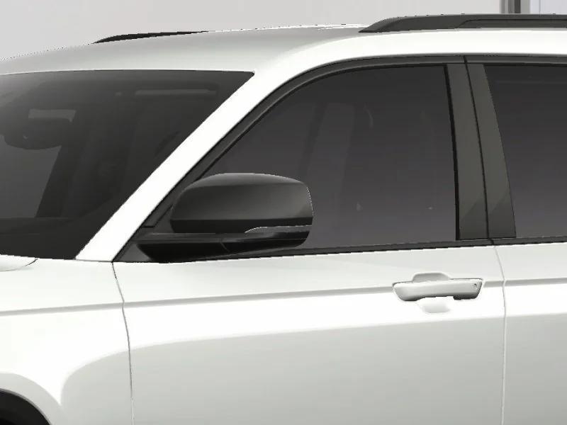 new 2025 Jeep Grand Cherokee L car, priced at $50,600