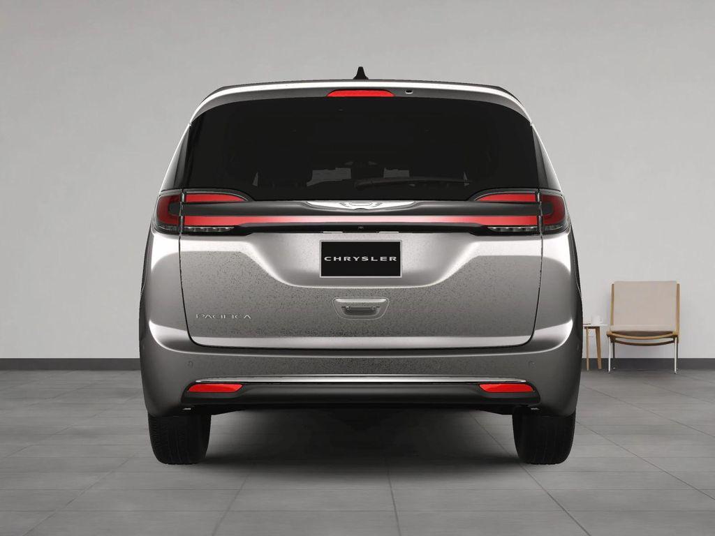new 2025 Chrysler Pacifica car, priced at $39,676