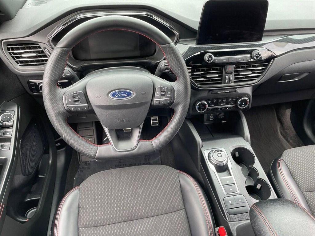 used 2024 Ford Escape car, priced at $25,998
