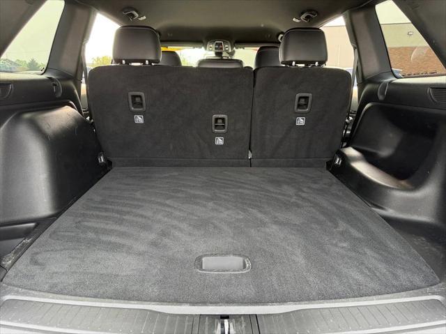 used 2022 Jeep Grand Cherokee car, priced at $34,999