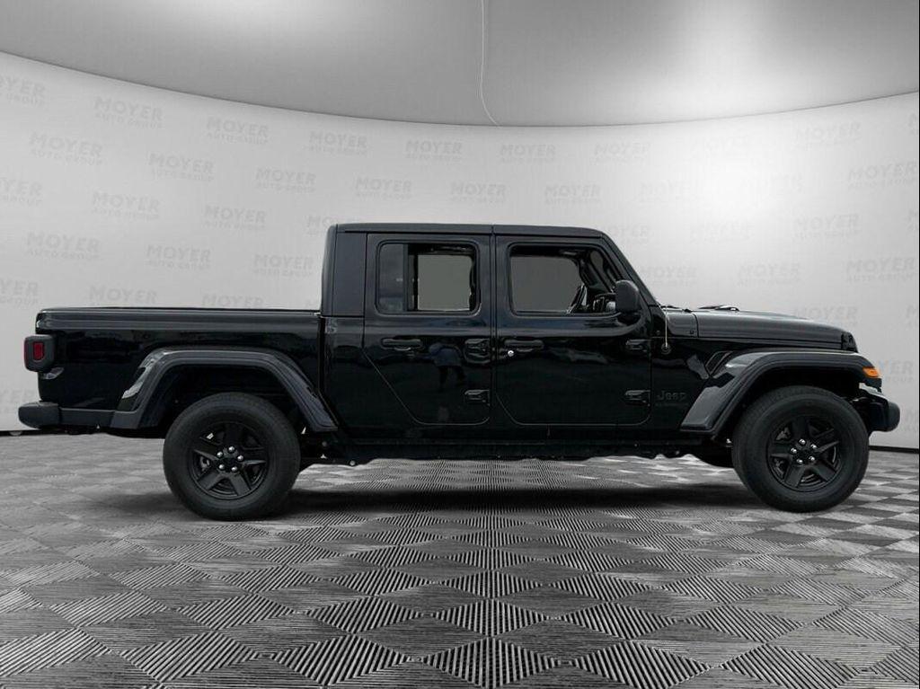 used 2021 Jeep Gladiator car, priced at $31,747