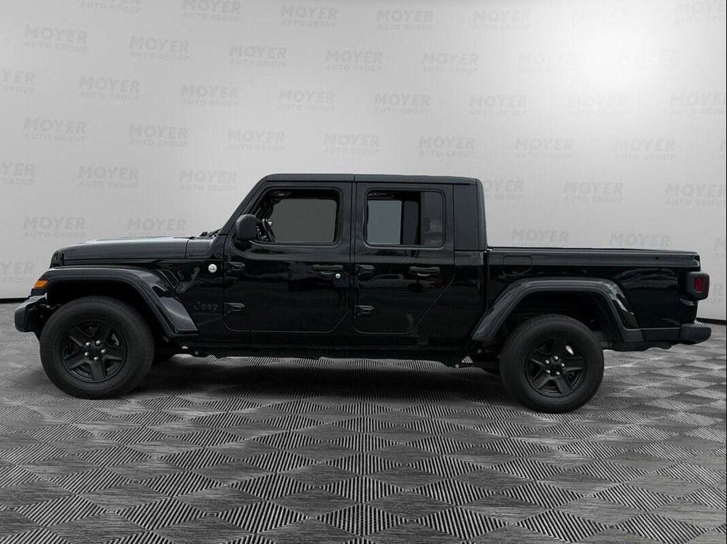 used 2021 Jeep Gladiator car, priced at $31,747