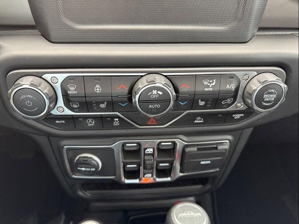 used 2021 Jeep Gladiator car, priced at $31,747