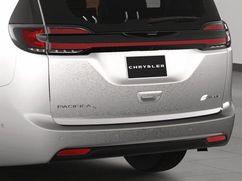 new 2023 Chrysler Pacifica Hybrid car, priced at $57,531