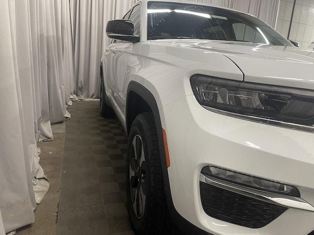 new 2022 Jeep Grand Cherokee 4xe car, priced at $53,997