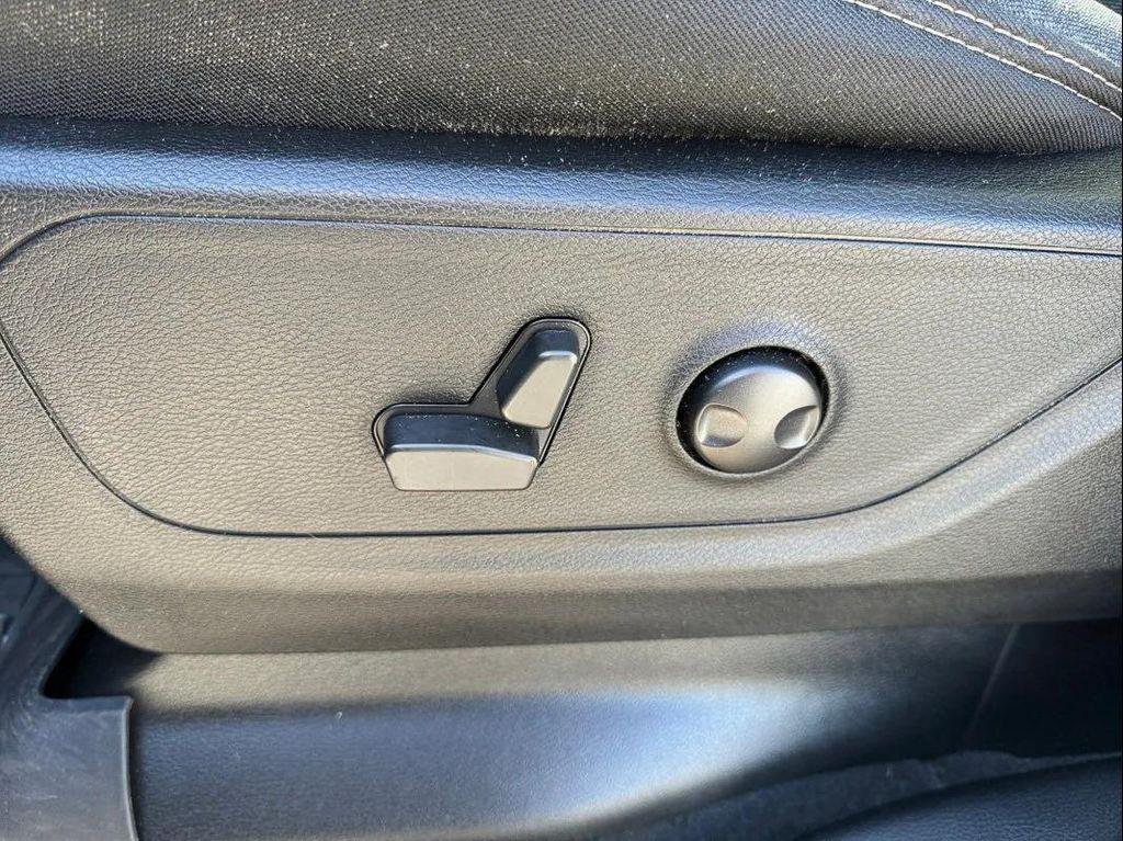 used 2022 Ram 1500 car, priced at $34,797