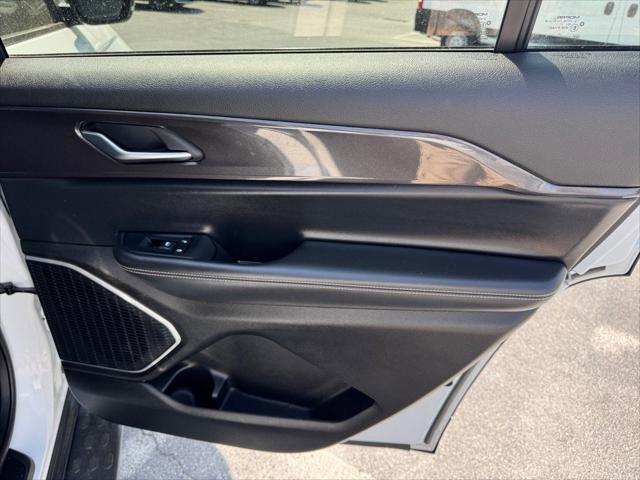 used 2022 Jeep Grand Cherokee L car, priced at $32,998