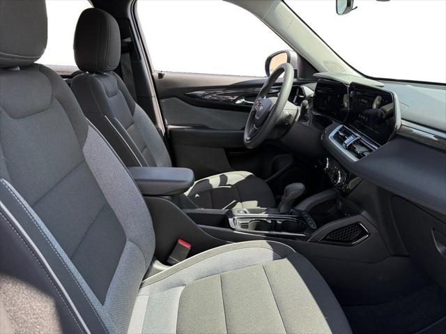 used 2025 Chevrolet TrailBlazer car, priced at $26,899