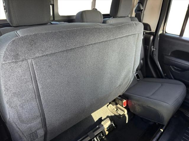 used 2022 Jeep Gladiator car, priced at $31,998