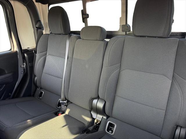 used 2022 Jeep Gladiator car, priced at $31,998