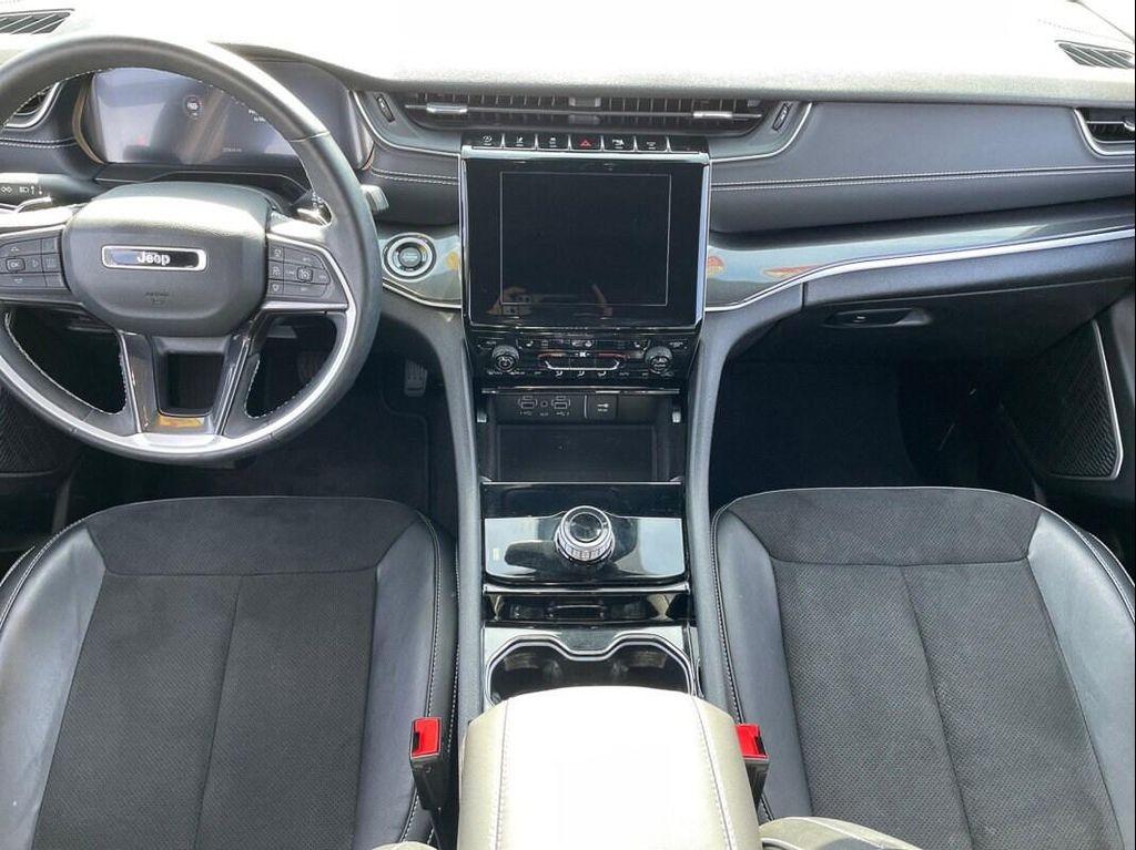 used 2022 Jeep Grand Cherokee car, priced at $31,999