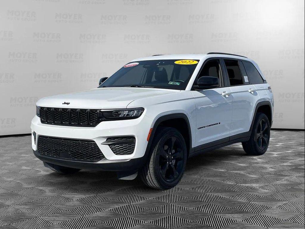 used 2022 Jeep Grand Cherokee car, priced at $31,999