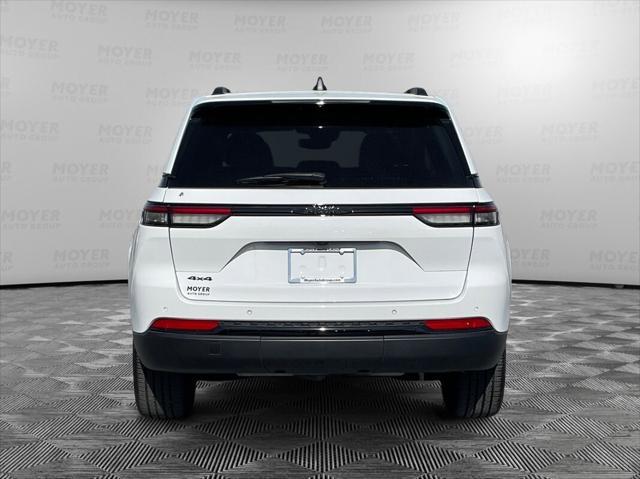 used 2022 Jeep Grand Cherokee car, priced at $33,995