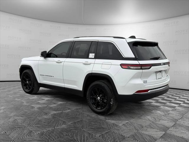 used 2022 Jeep Grand Cherokee car, priced at $35,497