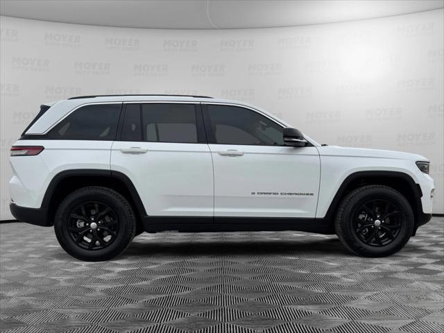 used 2022 Jeep Grand Cherokee car, priced at $35,497