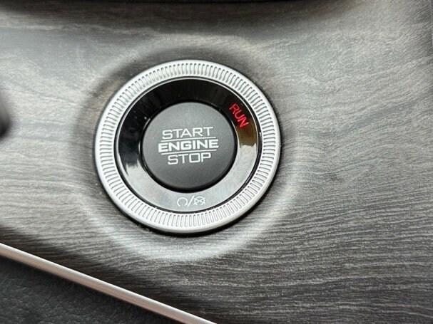 used 2022 Jeep Grand Cherokee car, priced at $35,988