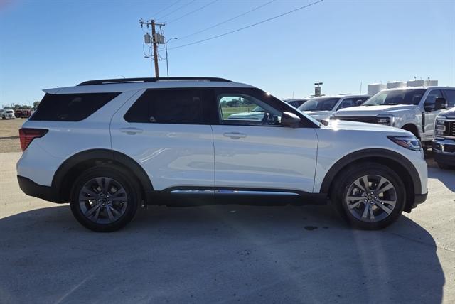 new 2025 Ford Explorer car, priced at $46,538