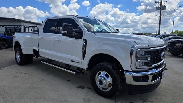 new 2025 Ford F-350 car, priced at $82,843